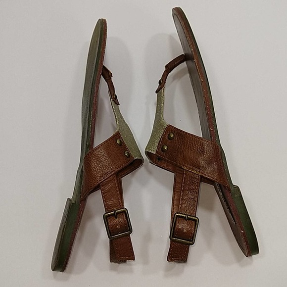 Steve Madden Pami Leather Thong Sandals - Picture 4 of 9